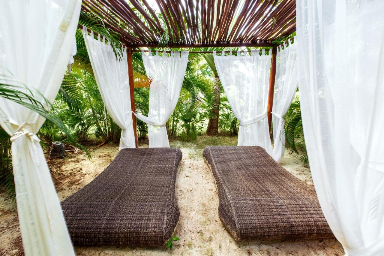 Aventura Village Los Corales Beach And Spa Punta Cana Exterior photo